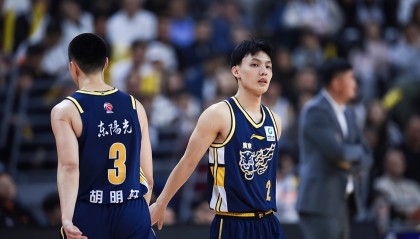 九游娱乐-复仇江苏队重回第三，徐杰高效发挥却有一隐患，张皓嘉赛后落泪
